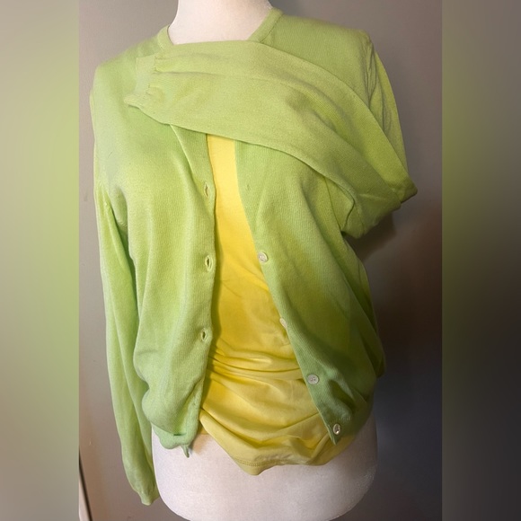 Lily Pulitzer Green Cardigan! - Picture 4 of 11
